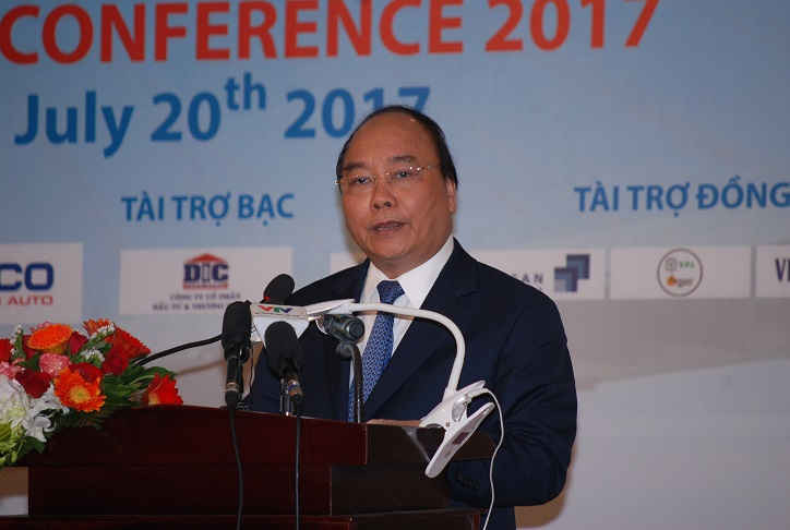 Thủ tướng Chính phủ Nguyễn Xuân Phúc phát biểu tại Hội nghị. Đại biểu tham dự hội nghị.
