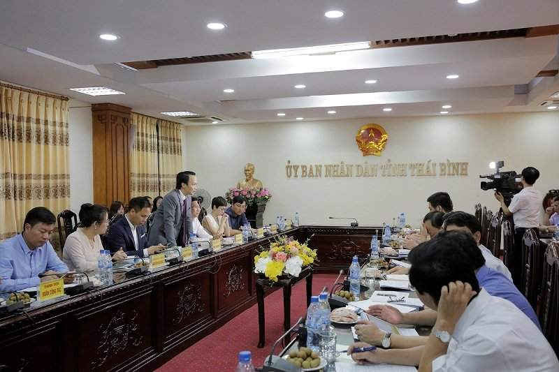 Ông Trịnh Văn Quyết - Chủ tịch HĐQT phát biểu tại buổi làm việc với lãnh đạo tỉnh Thái Bình