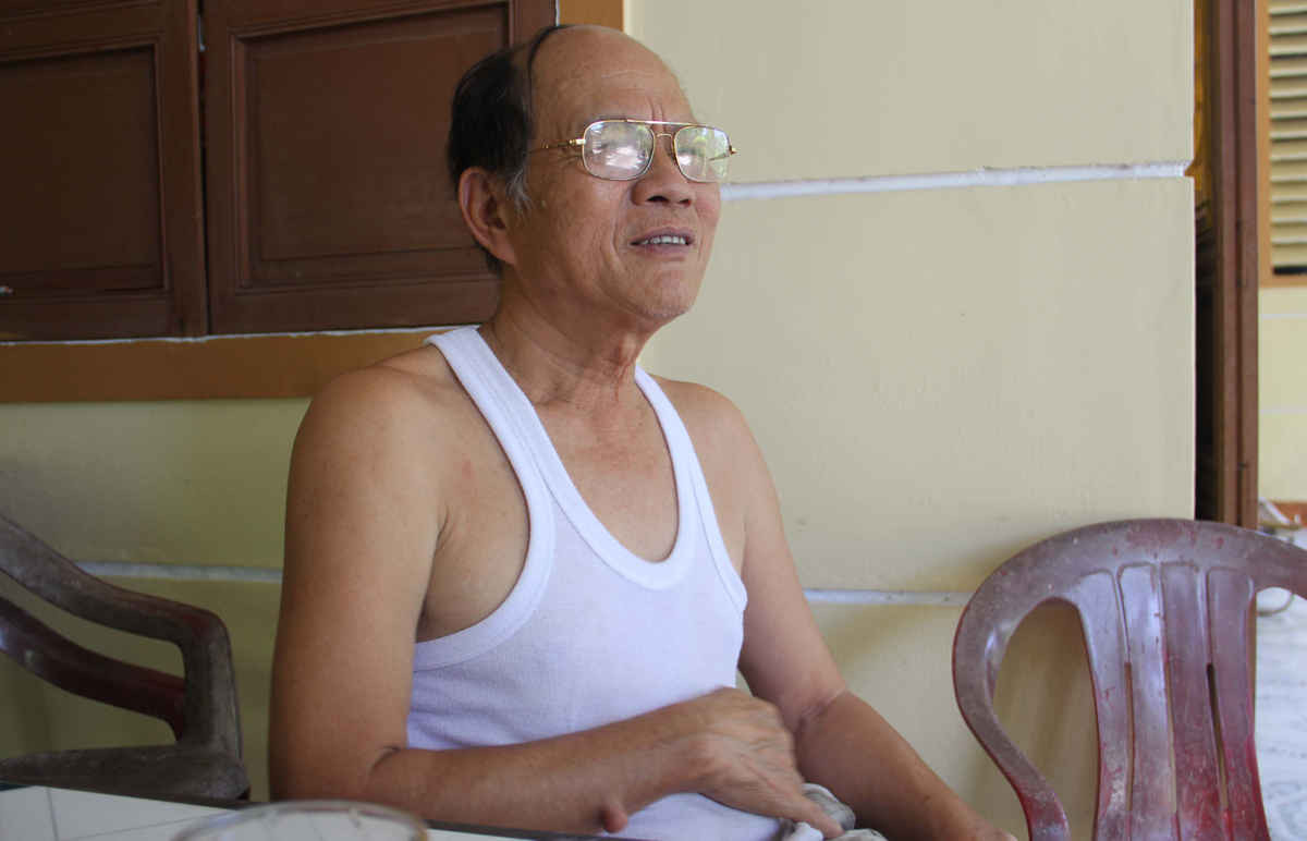 Cựu chiến binh Nguyễn Thanh Bình- người đã không mệt mỏi hơn 35 năm nay để đi tìm hài cốt đồng đội