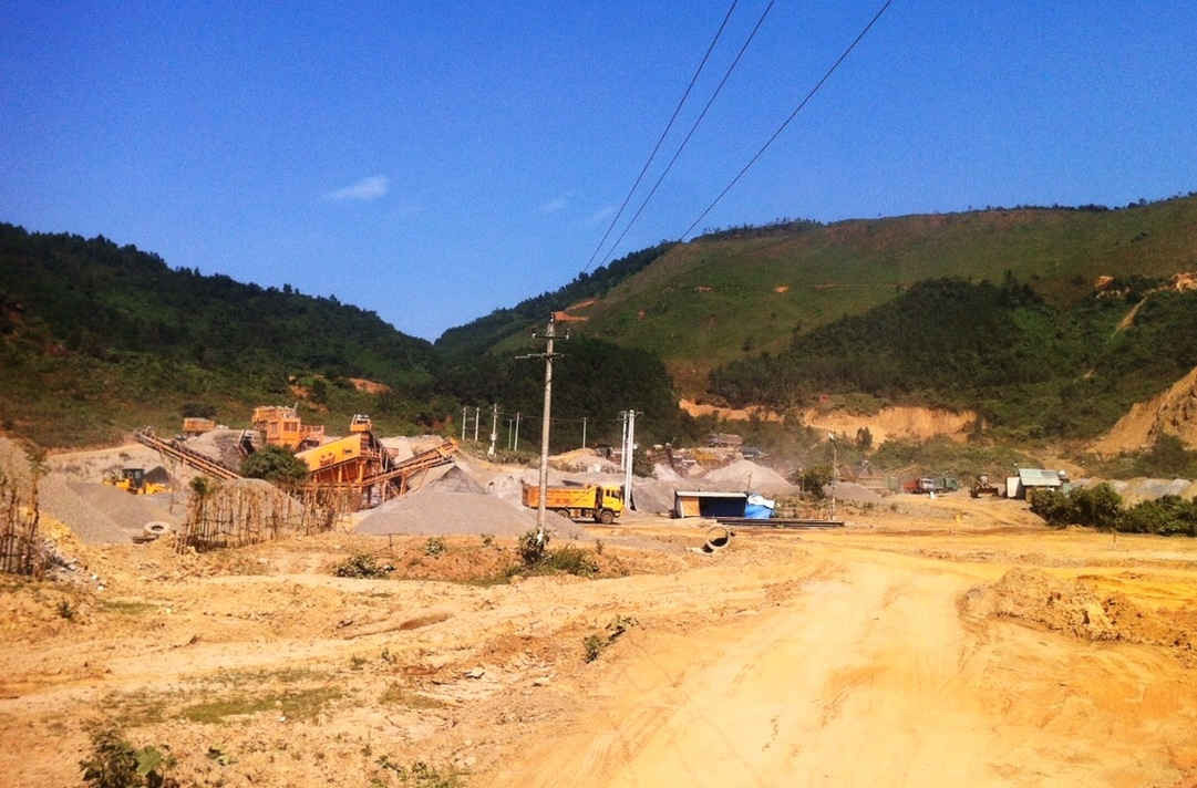 Hàng loạt doanh nghiệp khai thác khoáng sản đã vi phạm trong các hoạt động khai thác mỏ, làm thất thoát tài nguyên