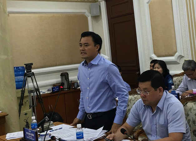  Giám đốc Sở GTVT Bùi Xuân Cường cho biết khu vực vào sân bay Tân Sơn Nhất ách tắc do hạ tầng TP không theo kịp với lượng người tăng đột biến.