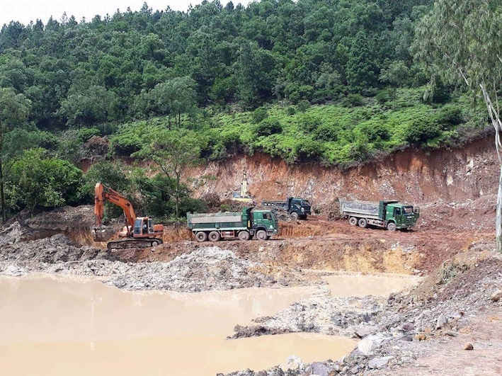 Dự án kè hồ Đùng Đùng đang chờ  phê duyệt nhưng đã triển khai và khai thác đất.