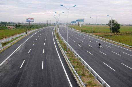 1. Dự án đường cao tốc Đà Nẵng - Quảng Ngãi do VEC làm chủ đầu tư, có tổng chiều dài toàn tuyến gần 140km, đi qua các tỉnh, thành phố: Đà Nẵng, Quảng Nam và Quảng Ngãi