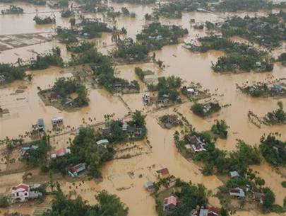 TX. Điện Bàn bị ngập lụt nghiêm trọng trong đợt lũ lớn tháng 9/2016 gây thiệt hại nghiêm trọng