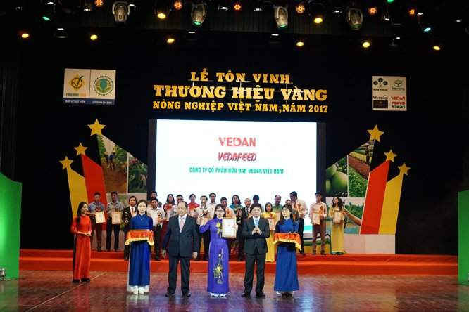 Vedan Việt Nam lần thứ 3 liên tiếp nhận giải Thương hiệu vàng Việt Nam