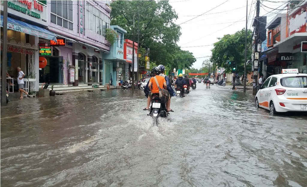 Trung tâm TP Huế- cạnh sông Hương luôn ngập lụt mỗi khi mưa lớn
