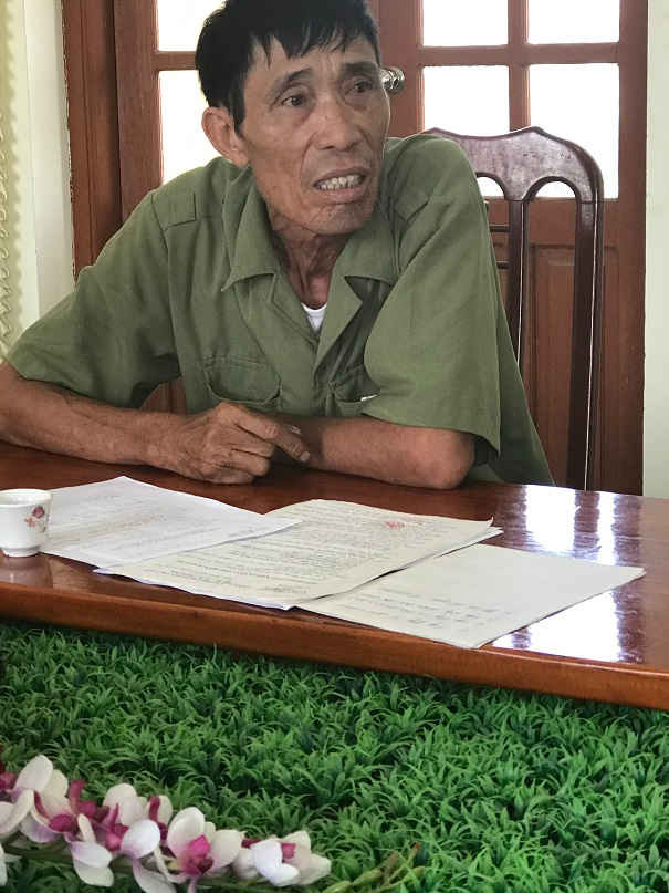 Ông Nguyễn Văn Tuyến tố cáo ông Ngô Văn Thuấn đang cố tình cướp diện tích đất thuê công điền mang tên ông.  