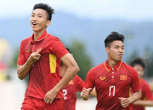 Văn Hậu đã có một trận đấu xuất sắc giúp U22 Việt Nam giành thắng lợi 4-0 ngay trong trận ra quân