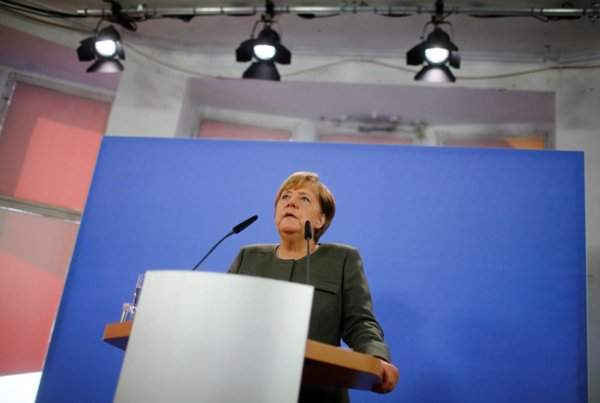 Thủ tướng Đức Angela Merkel phát biểu trước báo chí ở Berlin, Đức vào ngày 18/8/2017.