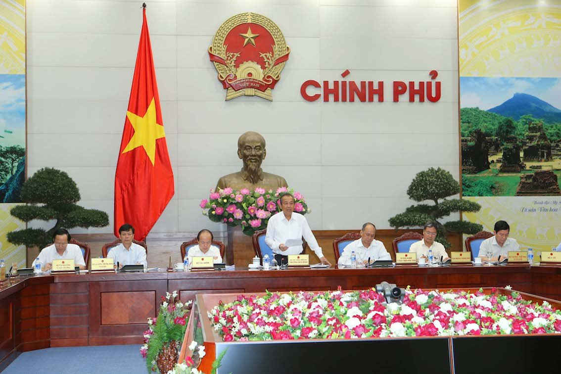 Phó Thủ tướng Thường trực Chính phủ Trương Hoà Bình phát biểu chỉ đạo tại Phiên họp.