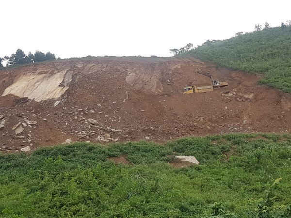Nhiều cá nhân, tổ chức ngang nhiên khai thác đất trái phép trên địa bàn thị xã Bỉm Sơn