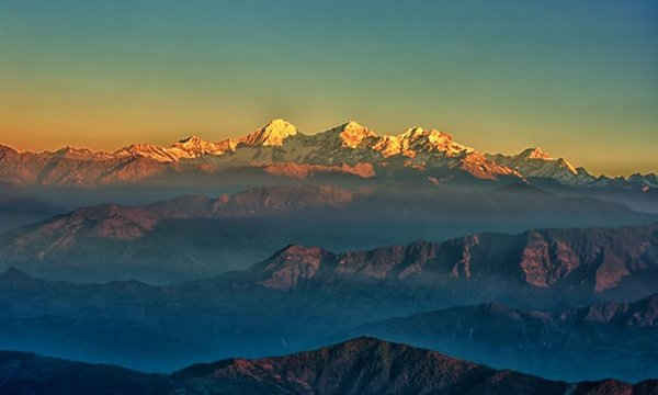 Các ngọn núi cao ở châu Á đang nóng lên nhanh hơn mức trung bình toàn cầu. Hình ảnh: Alamy Stock Photo