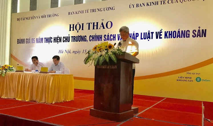 Thứ trưởng Bộ TNMT Nguyễn Linh Ngọc phát biểu 