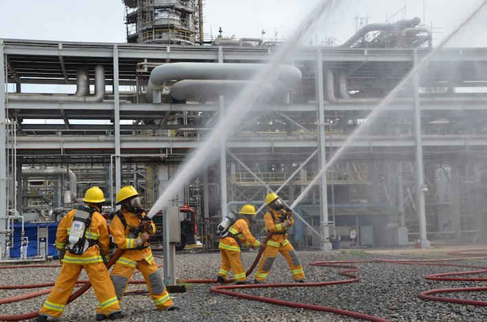Tình huống Cảnh sát PCCC tỉnh hỗ trợ Nhà máy Đạm Phú Mỹ dập tắt đám cháy