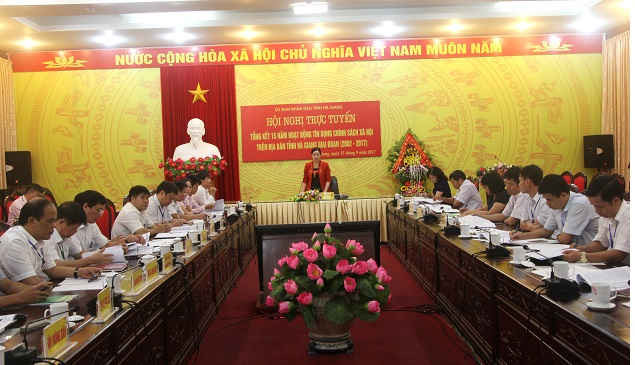 Phó Chủ tịch UBND tỉnh Hà Thị Minh Hạnh phát biểu tại Hội nghị.