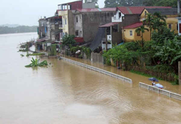 Lũ lụt do nước sông lên cao có thể gây ngập lụt một số khu vực tại TP Yên Bái. Ảnh: baoyenbai.com.vn