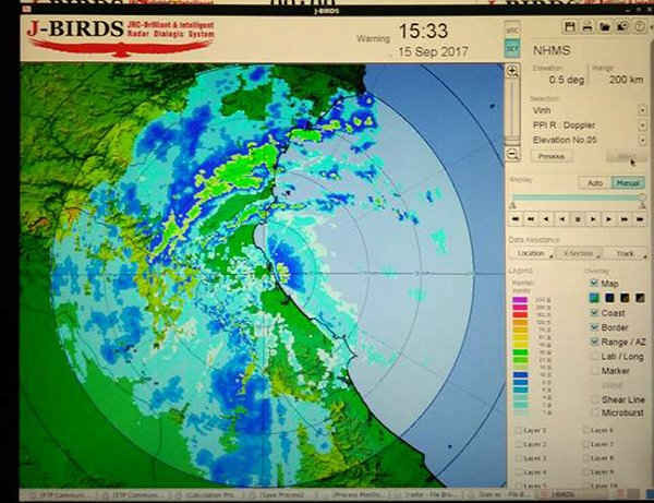 Sản phẩm đo mưa lúc 15h30 tại miền Trung của trạm Rada thời tiết Vinh - Nghệ An. Ảnh chụp qua màn hình. Ảnh: Việt Hùng