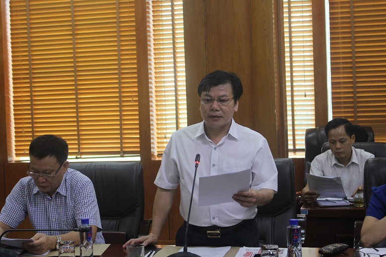 Đồng chí Nông Thanh Khoa, Giám đốc Sở tư pháp Cao Bằng báo cáo kết quả 6 tháng đầu năm.