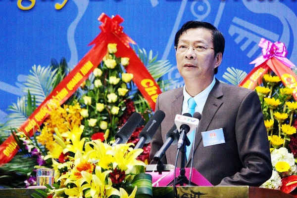 Ông Nguyễn Văn Đọc, Bí thư Tỉnh ủy, Chủ tịch HĐND tỉnh Quảng Ninh phát biểu và chỉ đạo tại Đại hội