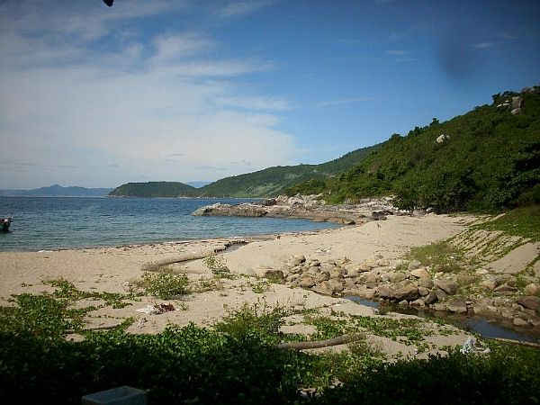 Đảo Sơn Chà - đảo tiền tiêu luôn giữ được xanh trong của biển và rừng
