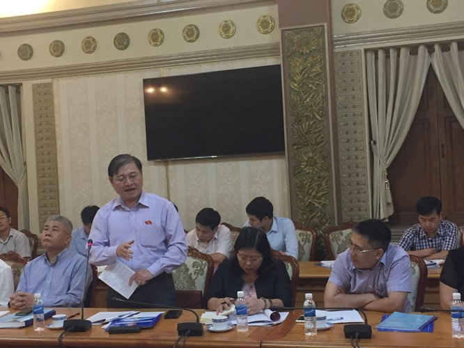 Ông Phan Xuân Dũng – Chủ nhiệm Ủy ban Khoa học, Công nghệ và Môi trường của Quốc hội phát biểu tại buổi làm việc
