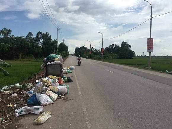 Điểm tập kết và việc xử lý rác thải sinh hoạt đang làm đau đầu chính quyền Quảng Yên