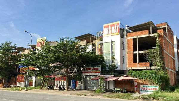 Đường Trương Văn Bang, quận 2, TP Hồ Chí Minh