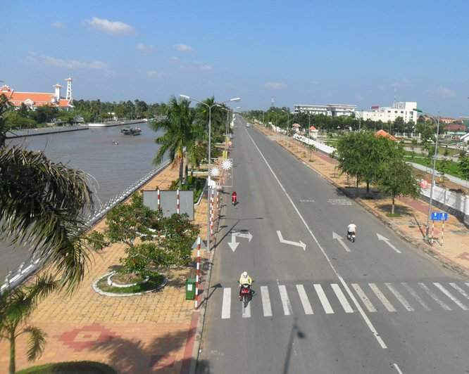 Một góc dự án xây dựng bờ kè kênh Xáng Xà No thuộc TP. Vị Thanh, Hậu Giang
