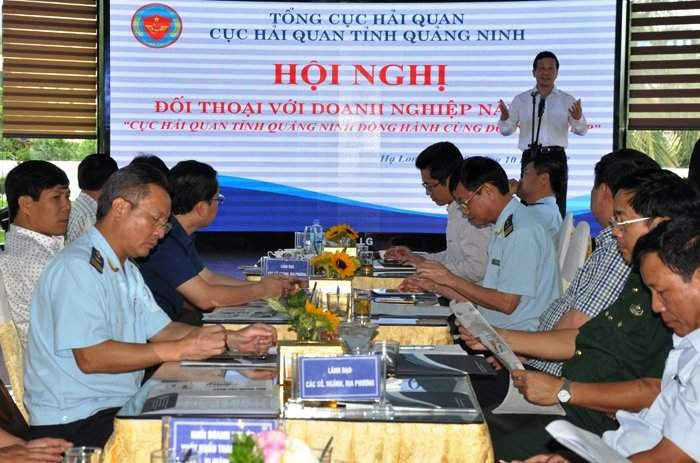 Cục Hải quan Quảng Ninh đối thoại với doanh nghiệp