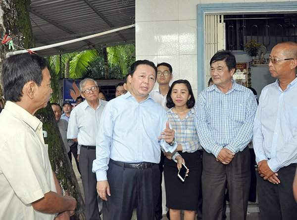 Bộ trưởng Trần Hồng Hà đề nghị: Mỗi người dân cần trở thành một kênh giám sát việc thực hiện cam kết bảo vệ môi trường tại Lee & Man Hậu Giang