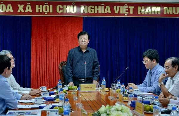 Phó Thủ tướng Trịnh Đình Dũng phát biểu chỉ đạo