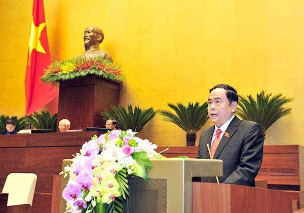 ông Trần Thanh Mẫn - Chủ tịch Ủy ban Trung ương MTTQ Việt Nam  đã trình bày báo cáo tổng hợp ý kiến, kiến nghị của cử tri và Nhân dân