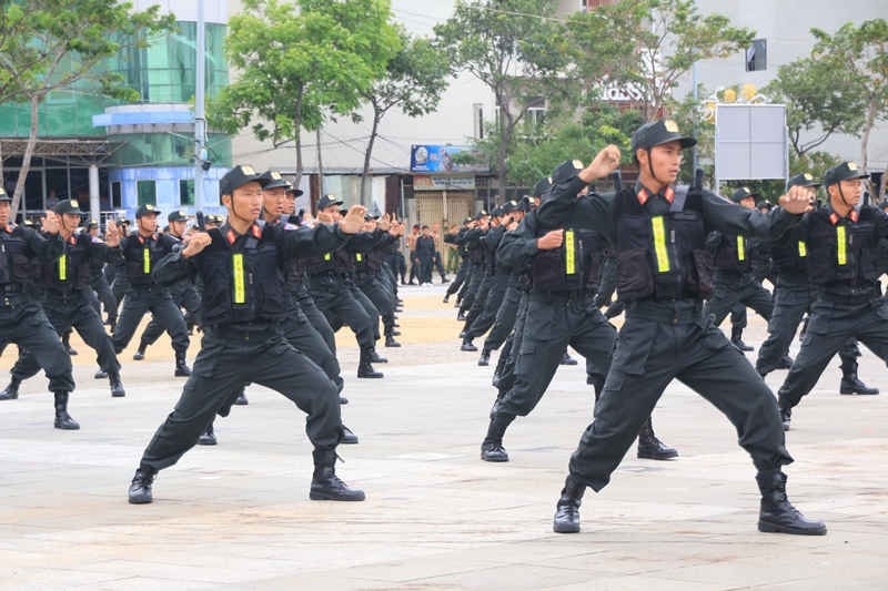 Lực lượng cảnh sát cơ động tham gia để đảm bảo an ninh trong TLCC APEC 2017