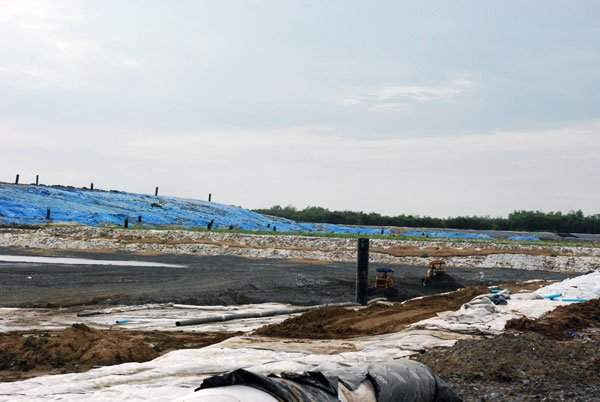 UBND TP.HCM  chỉ đạo Sở TN&MT đảm bảo an toàn các bãi rác, không để gây ô nhiễm môi trường khi  mưa lớn gây ngập úng trên diện rộng