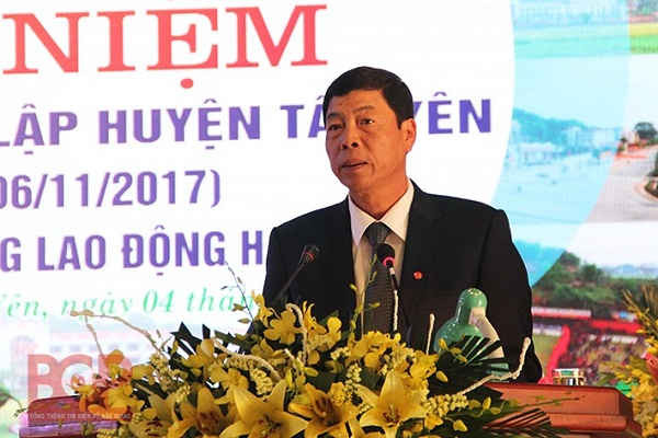 ông Bùi Văn Hải – Bí thư tỉnh ủy Bắc Giang đã chúc mừng và biểu dương những nỗ lực, thành tích xuất sắc của Đảng bộ, chính quyền, quân và dân huyện Tân Yên