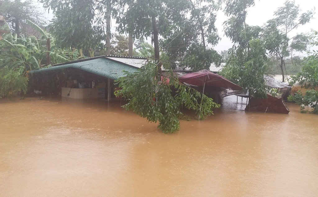 Số ngôi nhà ngập nước lên tới hơn 17.000 nhà