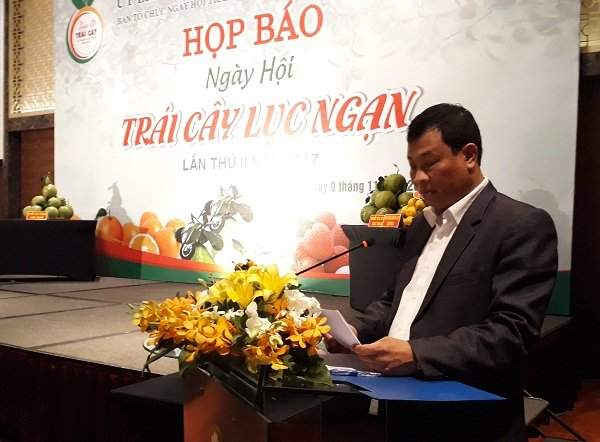 ông Cao Văn Hoàn - Phó Chủ tịch thường trực UBND huyện Lục Ngan, Phó Trưởng Ban tổ chức Ngày hội trái cây Lục Ngạn lần thứ II năm 2017