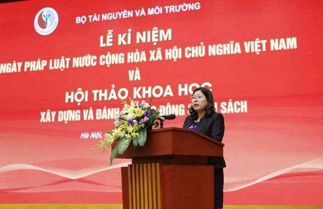 Thứ trưởng Bộ TN&MT Nguyễn Thị Phương Hoa phát biểu tại lễ kỉ niệm 