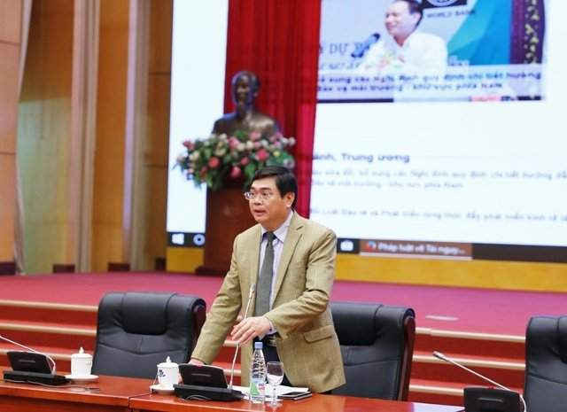 ông Phan Tuấn Hùng, Phó Vụ trưởng Vụ Pháp chế giới thiệu trang web pháp luật về TN&MT