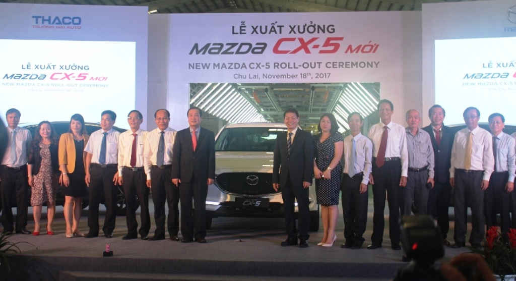 Mẫu xe Mazda CX-5 mới sẽ tiếp tục chứng minh là một trong những sản phẩm an toàn hàng đầu trong phân khúc; nhớ trang bị thêm hệ thống hỗ trợ giữ làn đường, nằm nâng cao mức độ an toàn cho người sở hữu. 
