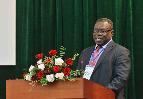 Ông Abdoulaye Harou - Trưởng phòng hệ thống dự báo và xử lý dữ liệu của Tổ chức Khí tượng thế giới (WMO) phát biểu
