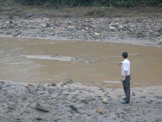 Nguồn nước suối Nậm Huống và Nậm Tôn bị nhiễm asen