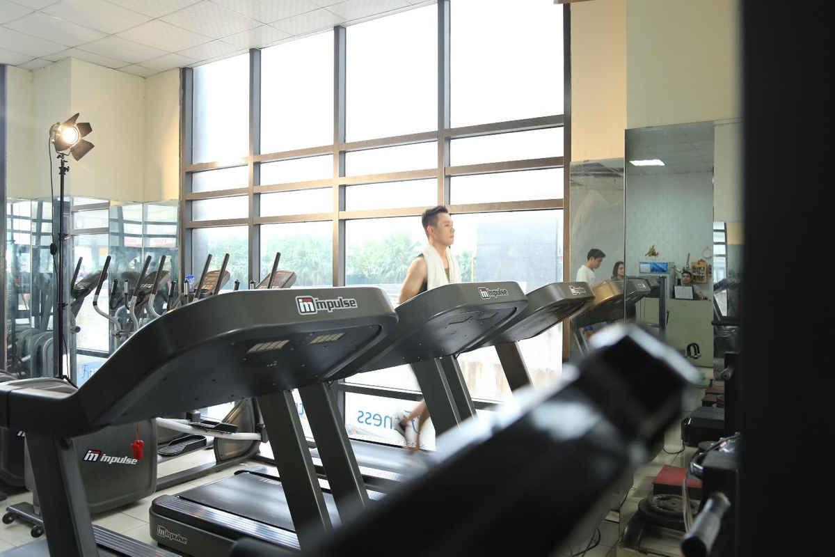 Hệ thống phòng tập LX Fitness - Tổ hợp dịch vụ chăm sóc sức khoẻ toạ lạc tại tầng 3 của tháp Tulip với diện tích 1.500 m2, cùng cơ sở vật chất hiện đại mang đến cho cư dân môi trường tập luyện lý tưởng với các dịch vụ như gym, yoga, dance, xông hơi…