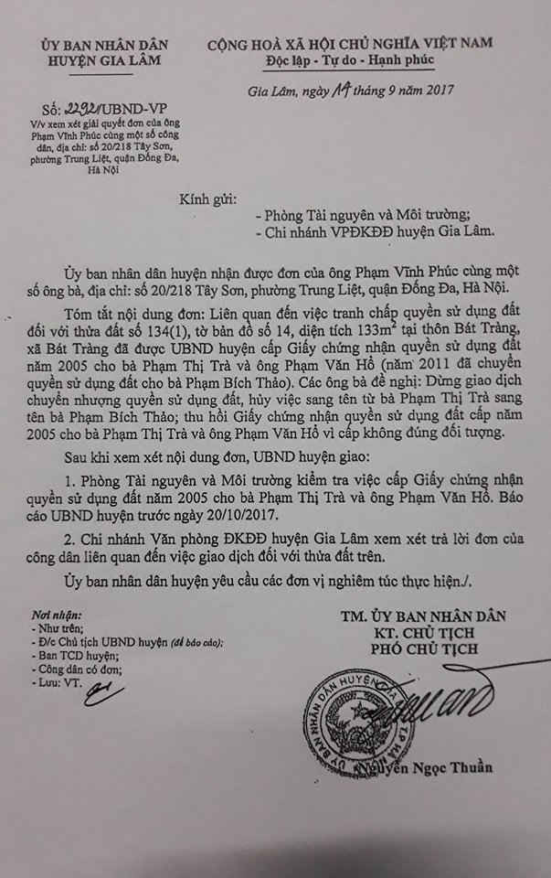 Văn bản UBND huyện Gia Lâm giao Phòng Tài nguyên và Môi trường kiểm tra về việc cấp Giấy chứng nhận quyền sử dụng đất năm 2005 cho bà Phạm Thị Trà và ông Phạm Văn Hổ.