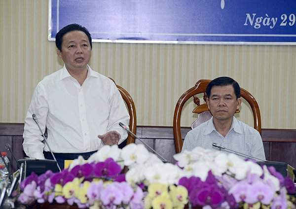 Bộ trưởng Trần Hồng Hà phát biểu khai mạc buổi làm việc giữa Đoàn công tác Bộ TN&MT với Lãnh đạo tỉnh Bà Rịa - Vũng Tàu. 