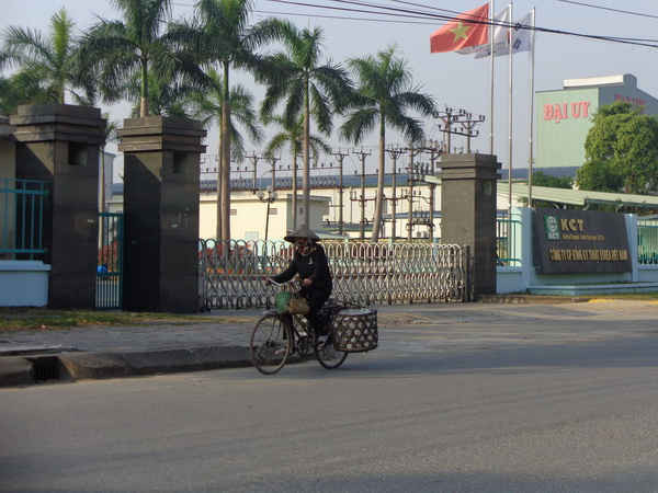 1 - Người dân phản ánh, công ty CP Công ty CP đồng kỹ thuật KOREA Việt Nam gây ô nhiễm không khí nghiêm trọng từ nhiều năm nay