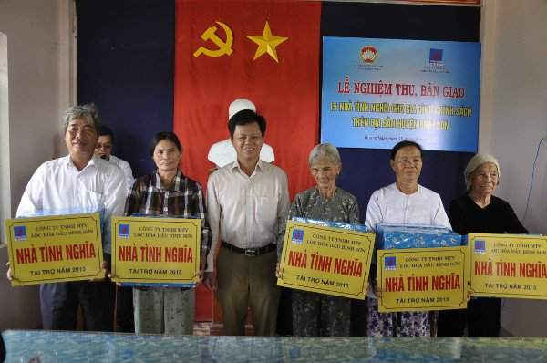 Công ty BSR tài trợ cho Chương trình xây nhà tình nghĩa tại huyện Bình Sơn, tỉnh Quảng Ngãi