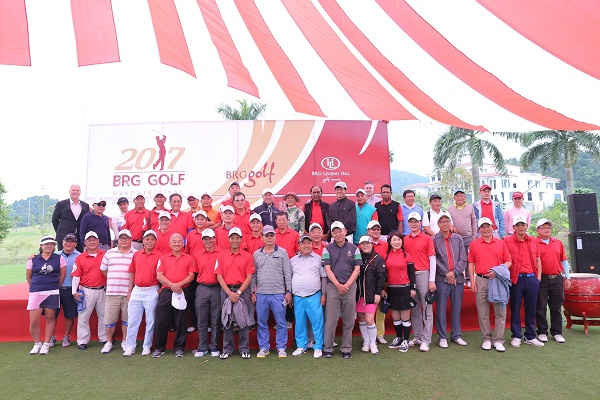 Khai mạc ngày hội gôn truyền thống 2017 BRG Golf Hà Nội Festival với nhiều giải thưởng hấp dẫn.