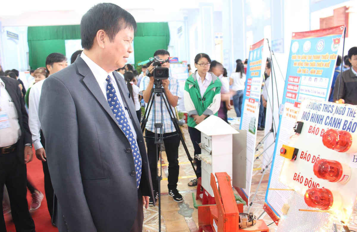 Sản phẩm đã được ông Nguyễn Dung (Phó Chủ tịch UBND tỉnh Thừa Thiên Huế- ảnh) đánh giá cao