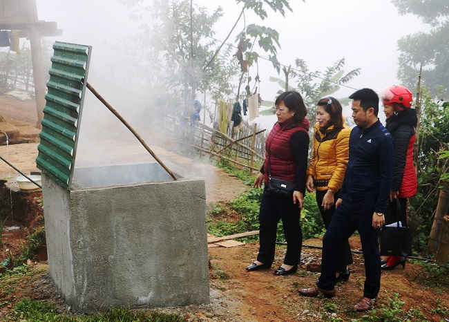 Lò đốt rác gia đình tại xã Tà Lèng, T.P Điện Biên Phủ